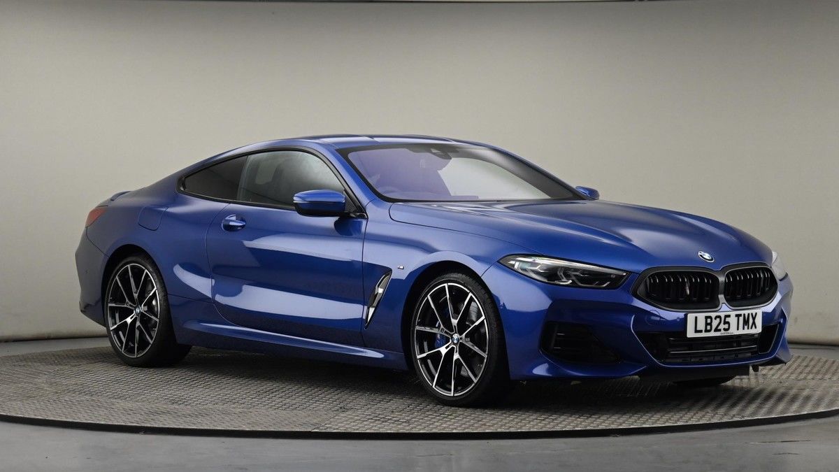 BMW 8 Series Image 20