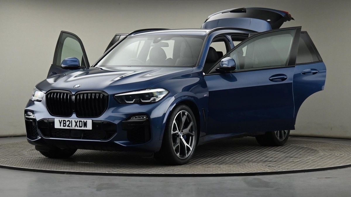 BMW X5 Image 28