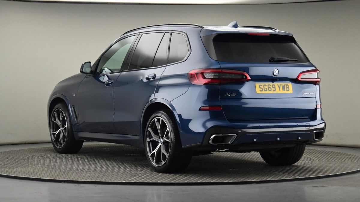 BMW X5 Image 24