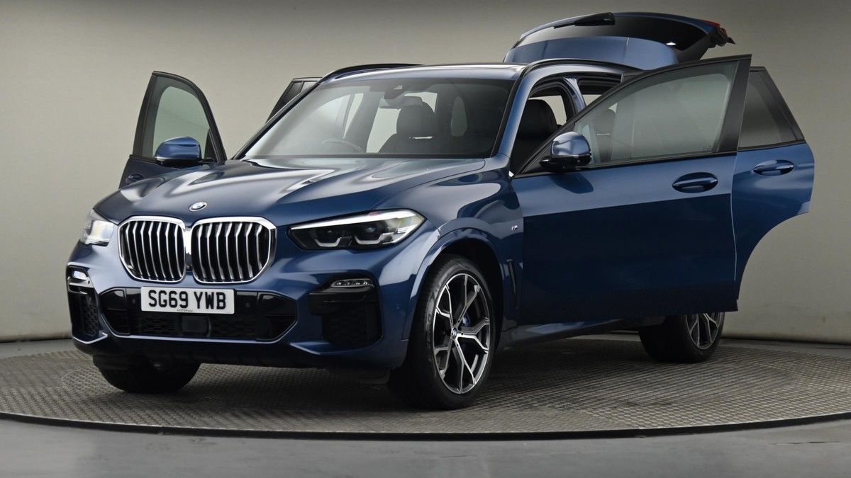 BMW X5 Image 28