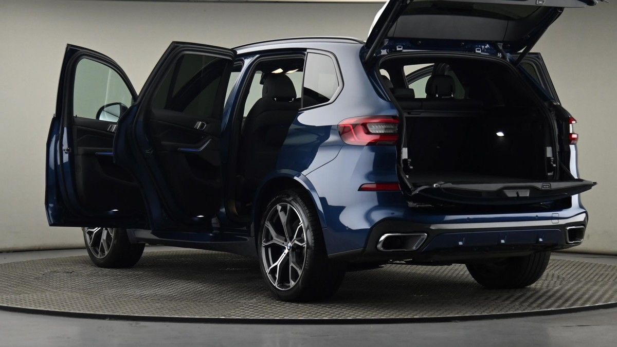 BMW X5 Image 29