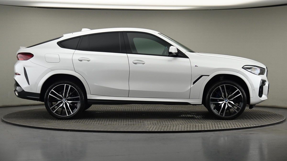 BMW X6 Image 27
