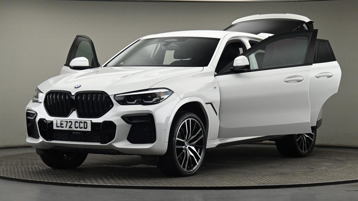 BMW X6 Image 28