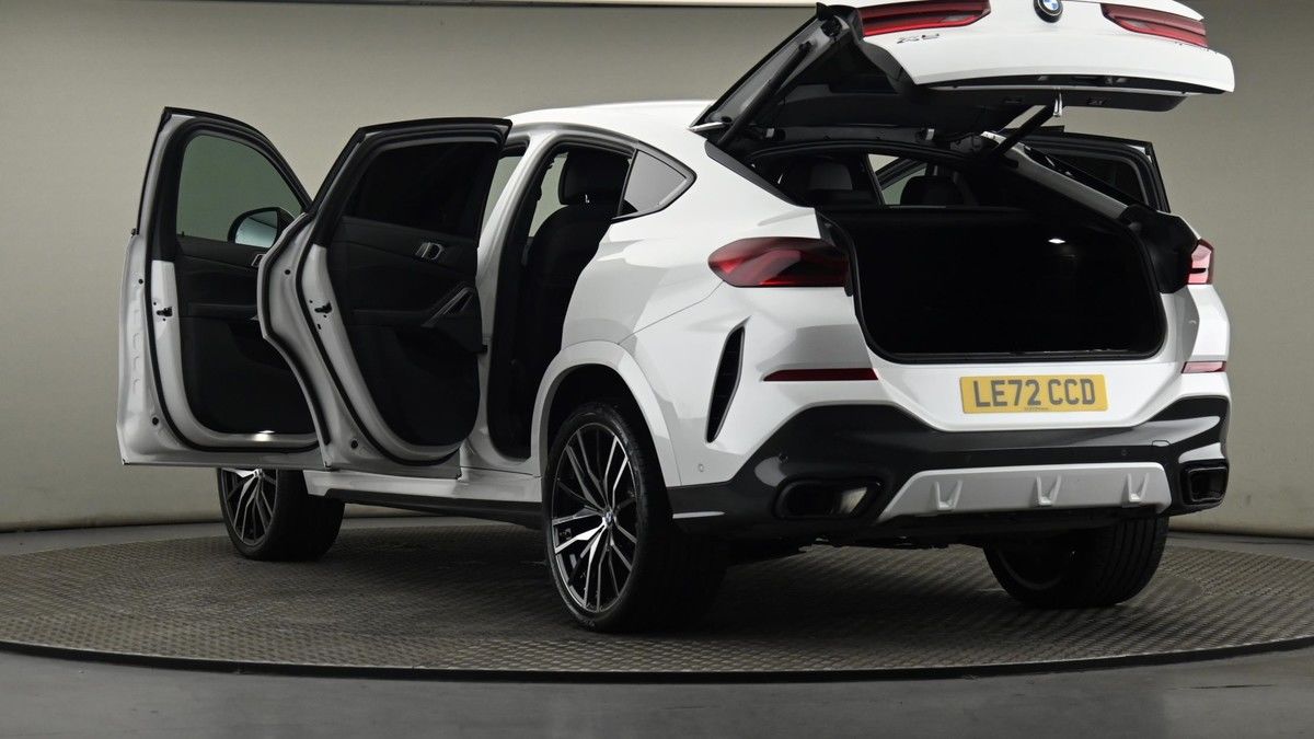 BMW X6 Image 29