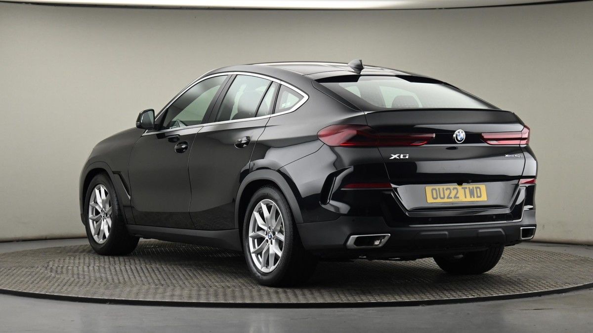 BMW X6 Image 23