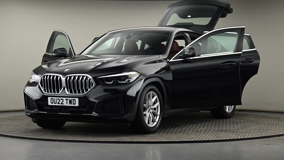 BMW X6 Image 27
