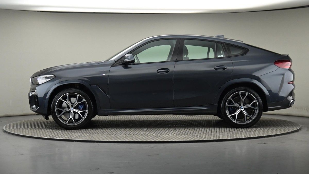 BMW X6 Image 23