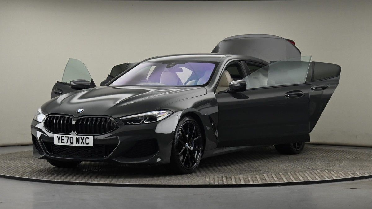 BMW 8 Series Image 27