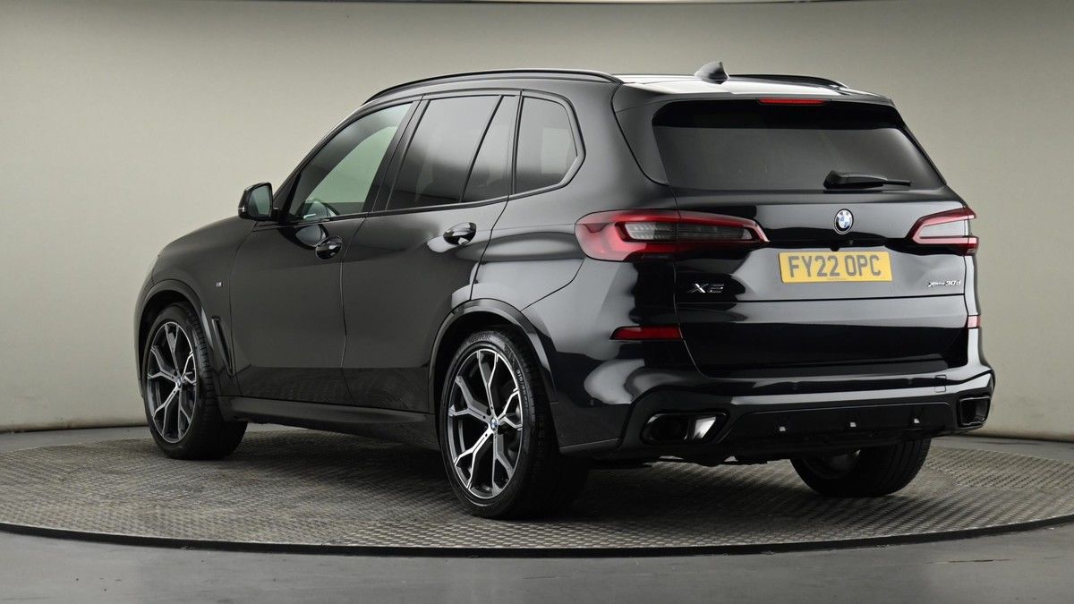 BMW X5 Image 24