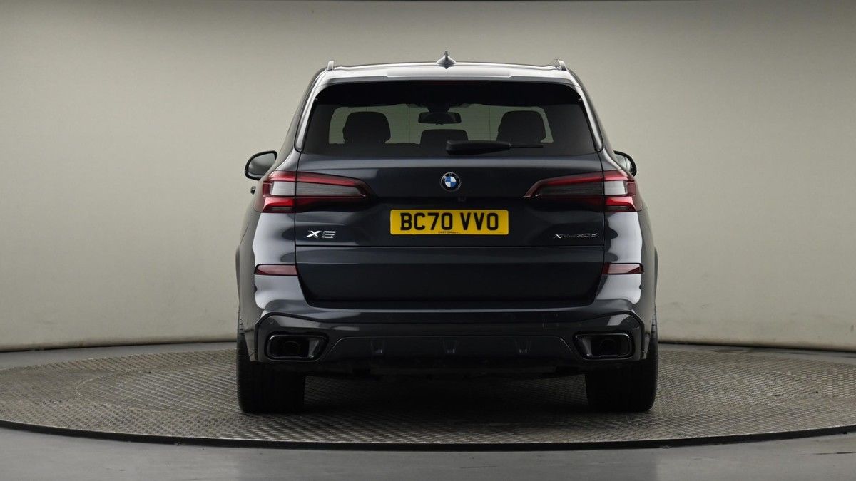 BMW X5 Image 24