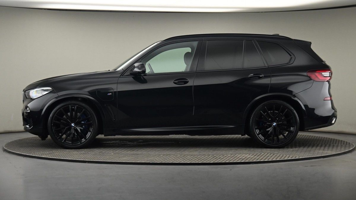 BMW X5 Image 22