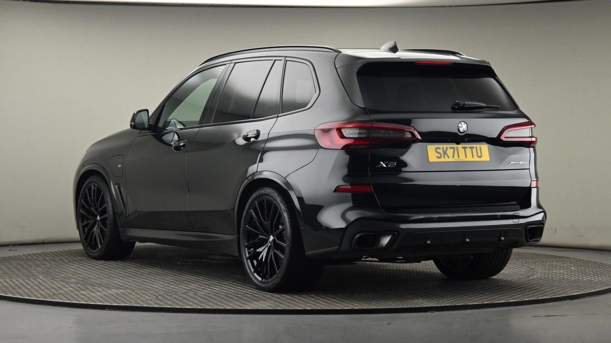BMW X5 Image 23