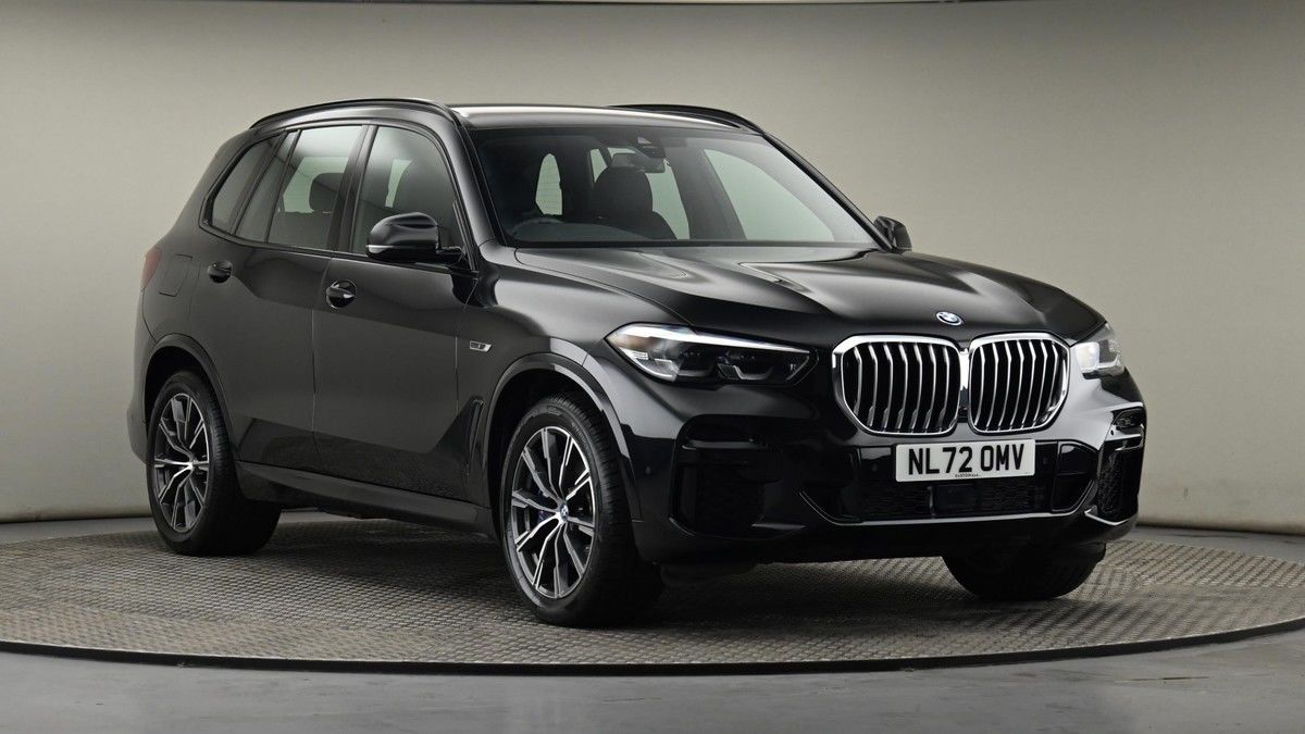 BMW X5 Sticky Header Image