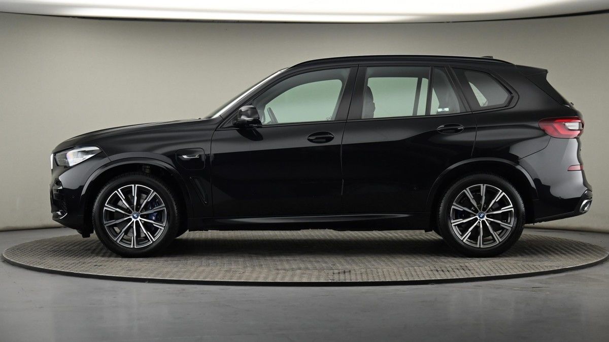 BMW X5 Image 23