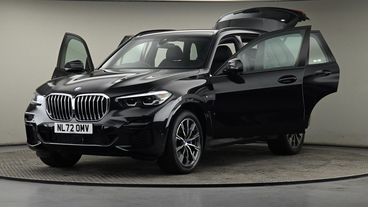 BMW X5 Image 28