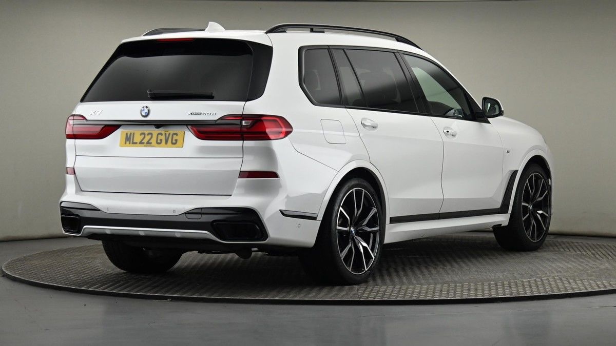 BMW X7 Image 26