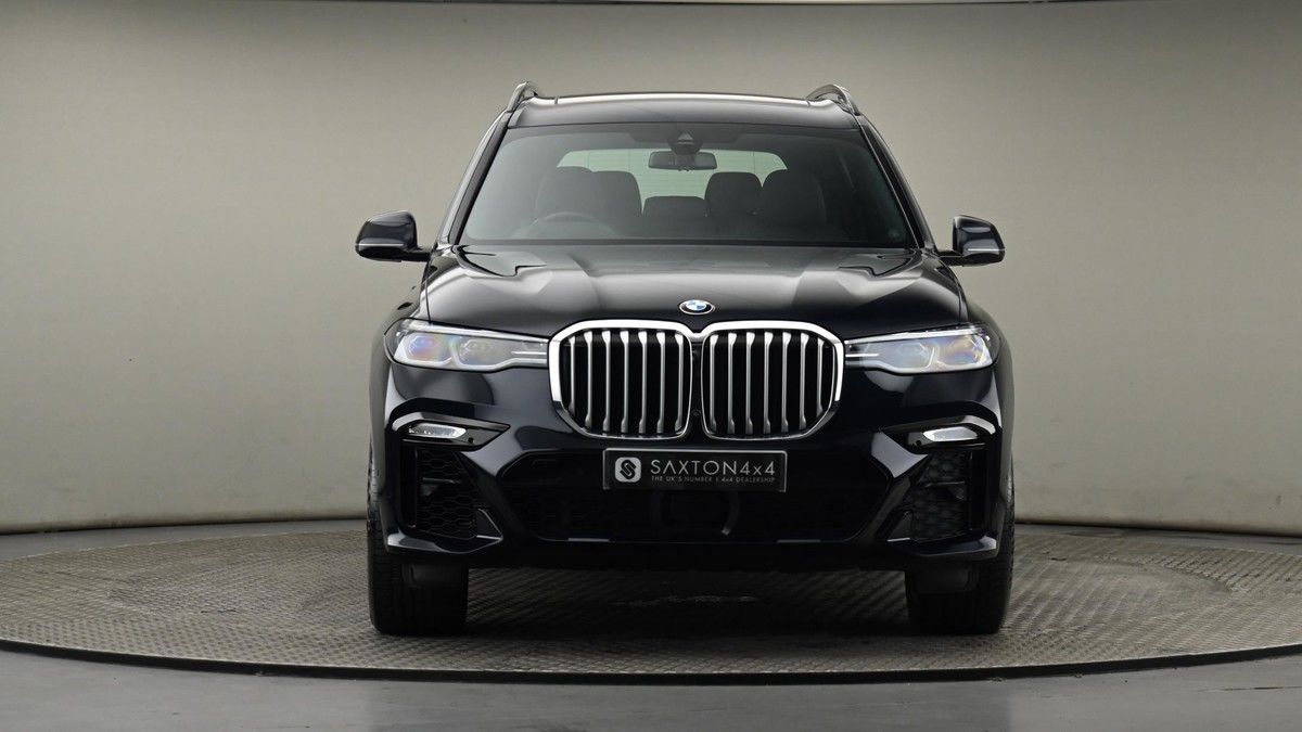 BMW X7 Image 21
