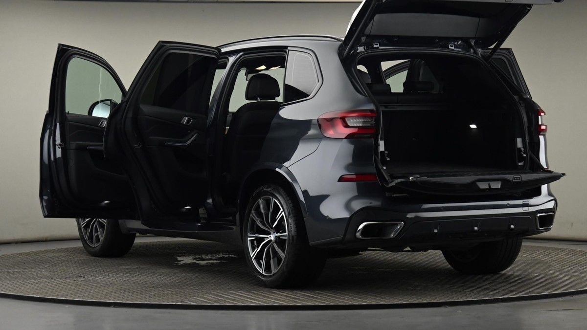 BMW X5 Image 29