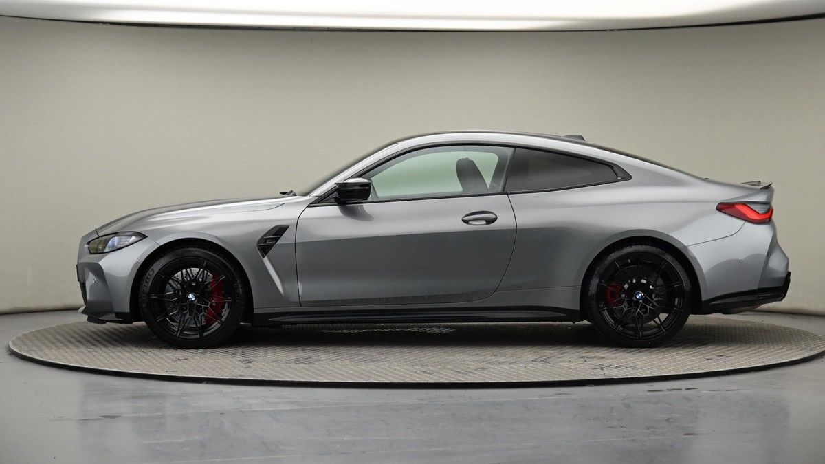 BMW M4 Competition Image 23