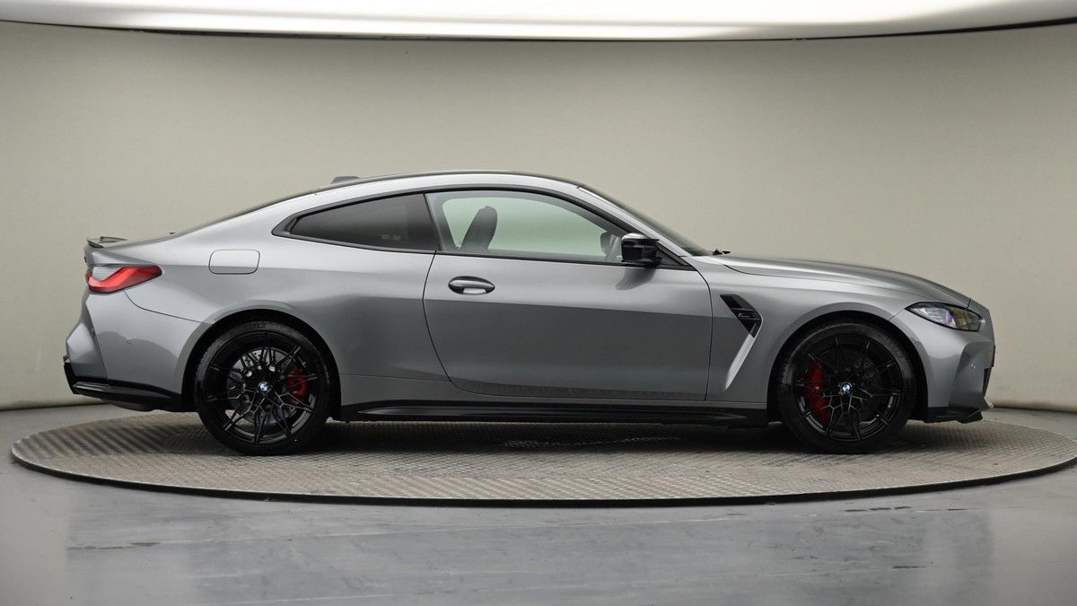 BMW M4 Competition Image 27
