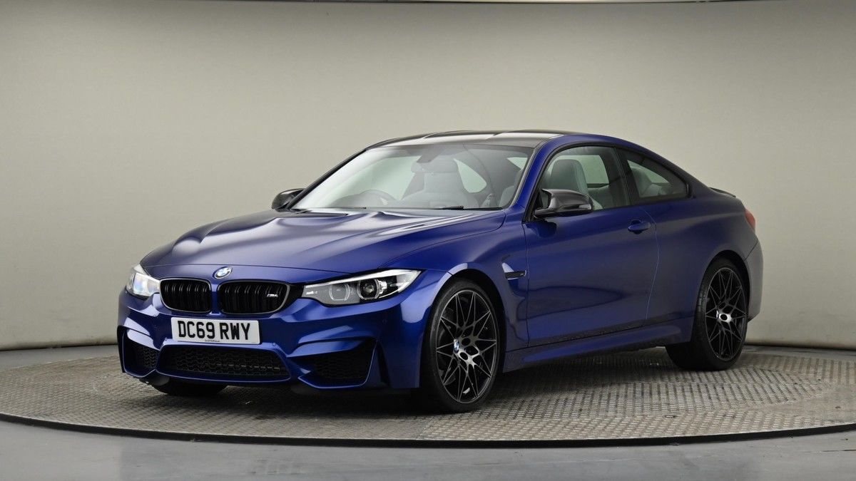 BMW M4 Image 22