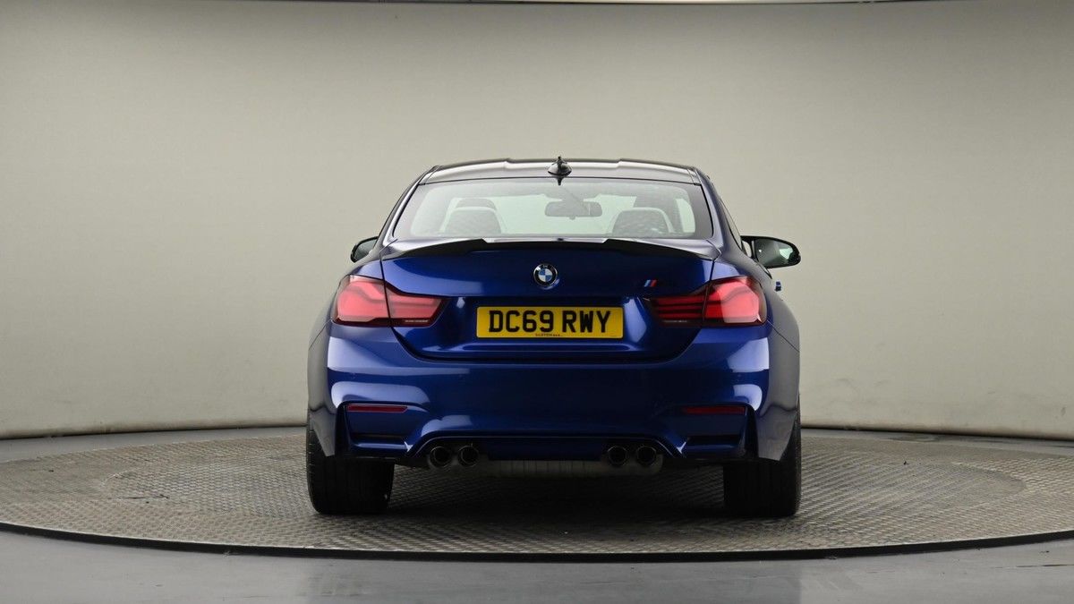 BMW M4 Image 25