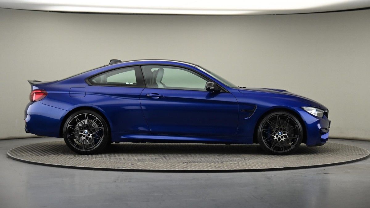BMW M4 Image 27
