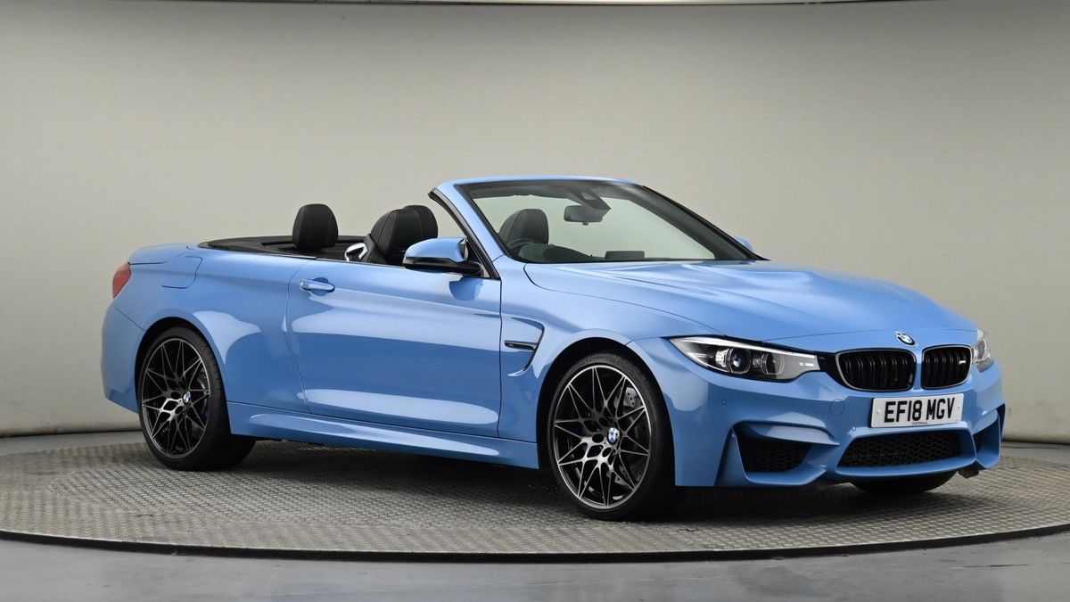 BMW M4 Image 19