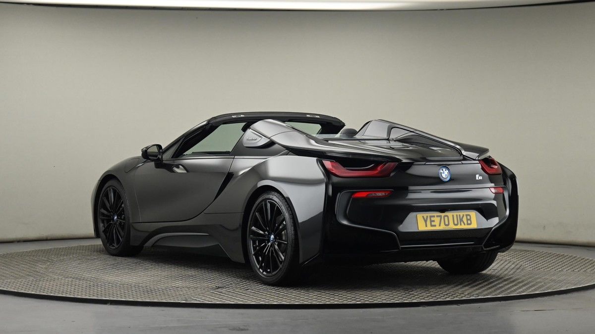 BMW i8 Image 21