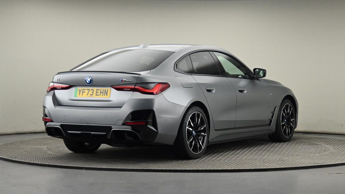 BMW i4 Image 26