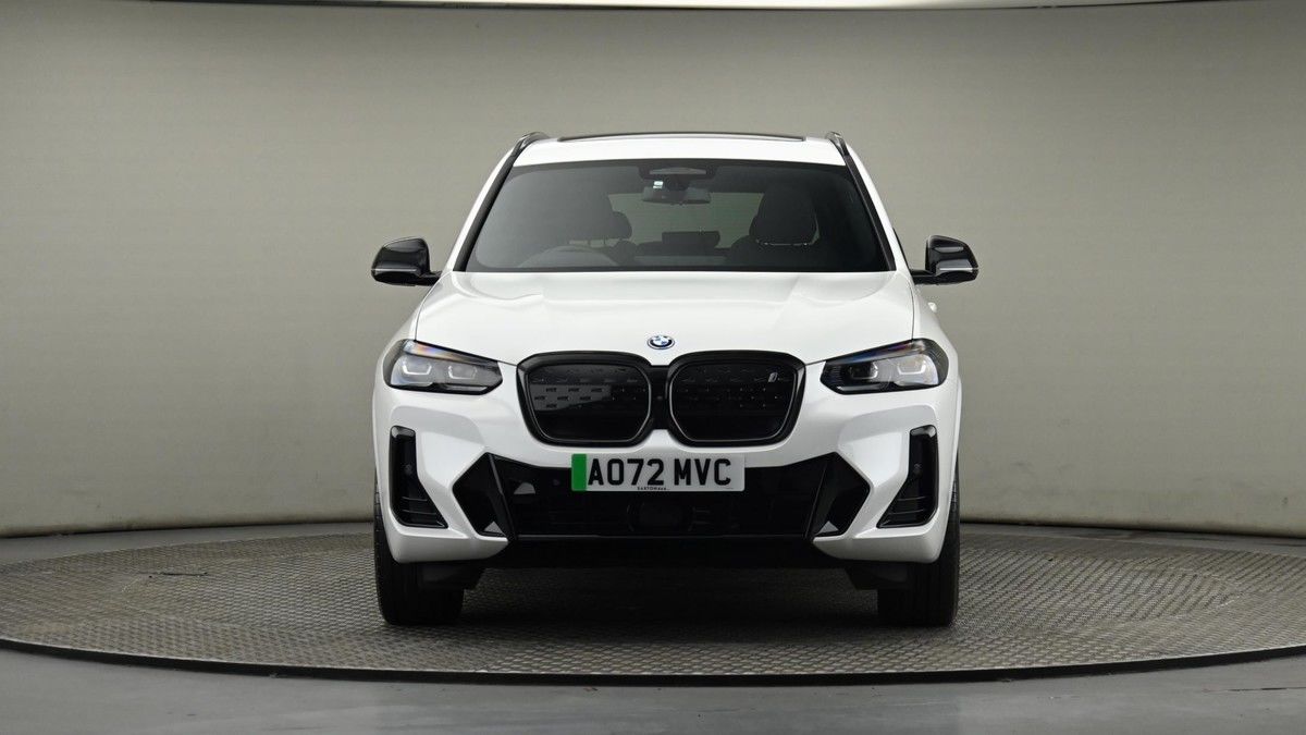 BMW iX3 Image 21