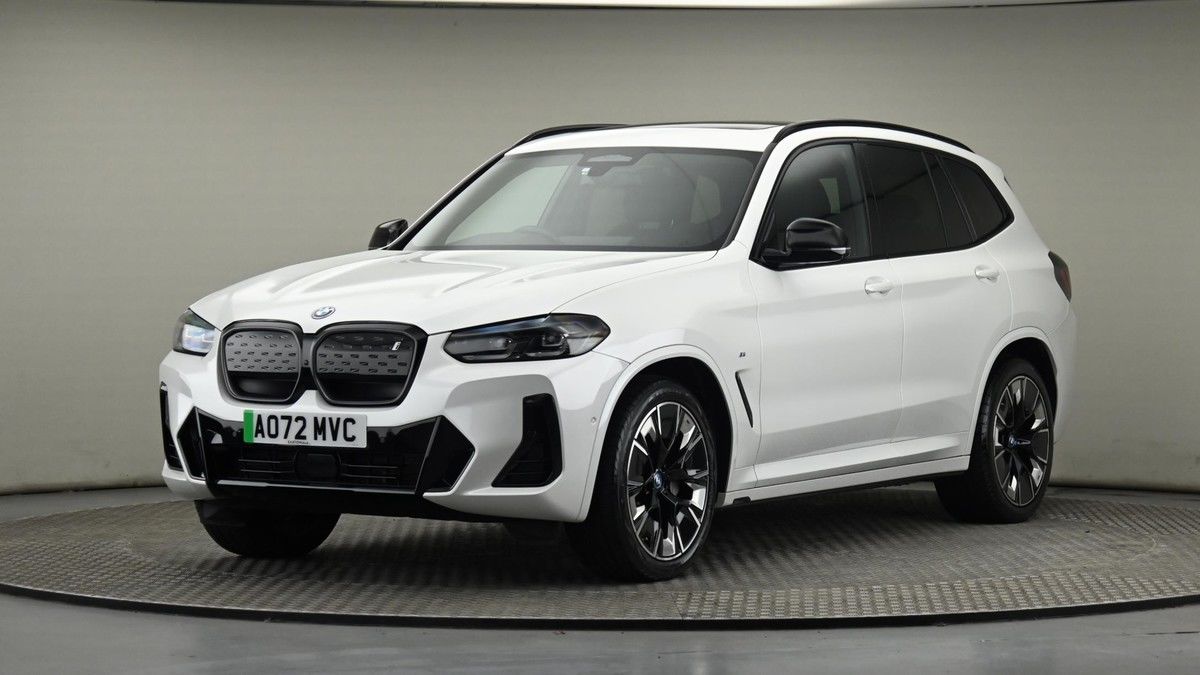 BMW iX3 Image 22