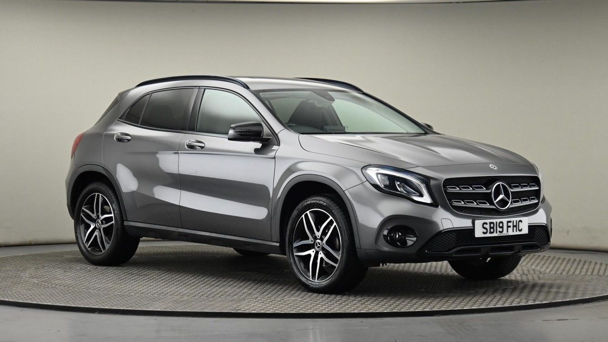 Mercedes-Benz GLA Image 19