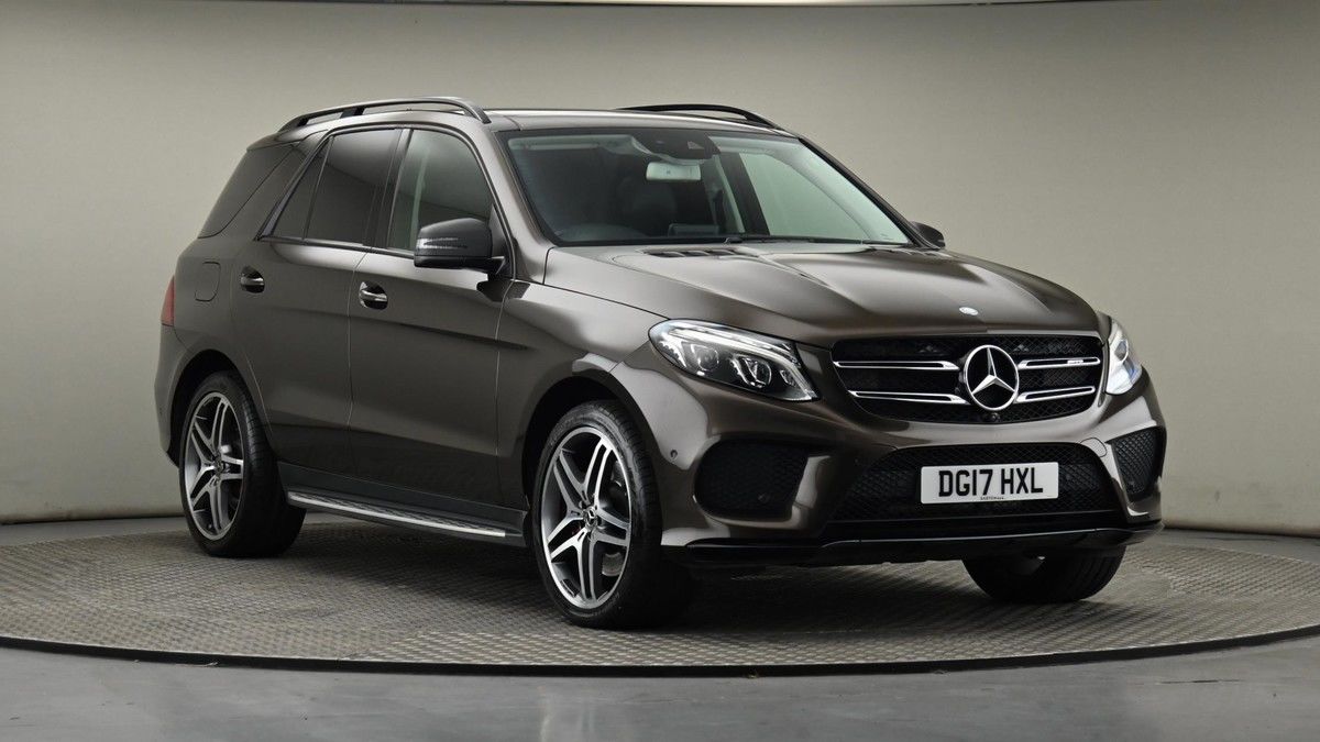 Mercedes-Benz GLE Sticky Header Image