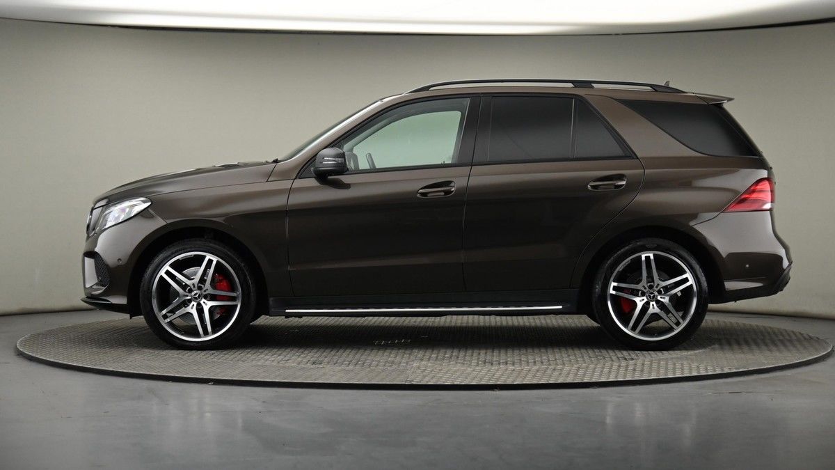 Mercedes-Benz GLE Image 15