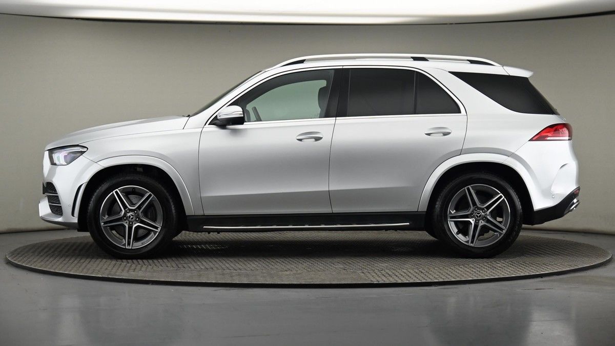 Mercedes-Benz GLE Image 22