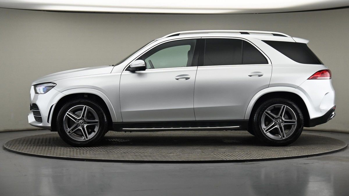 Mercedes-Benz GLE Image 23