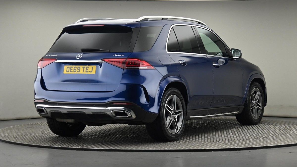 Mercedes-Benz GLE Class Image 26