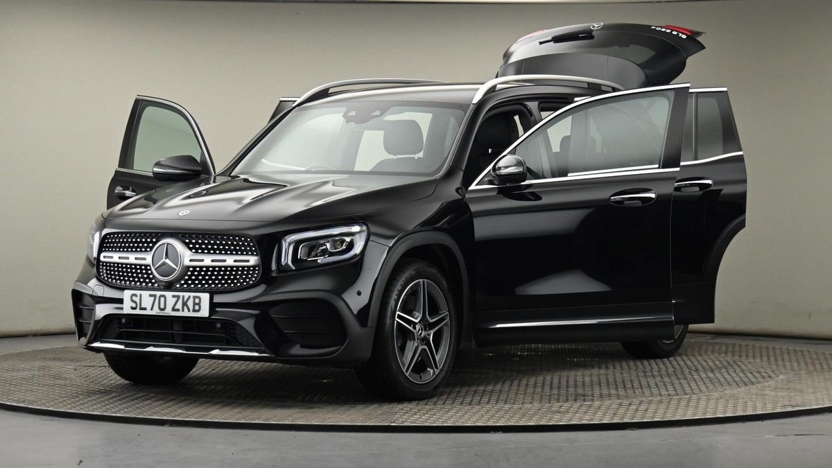 Mercedes-Benz GLB Image 28