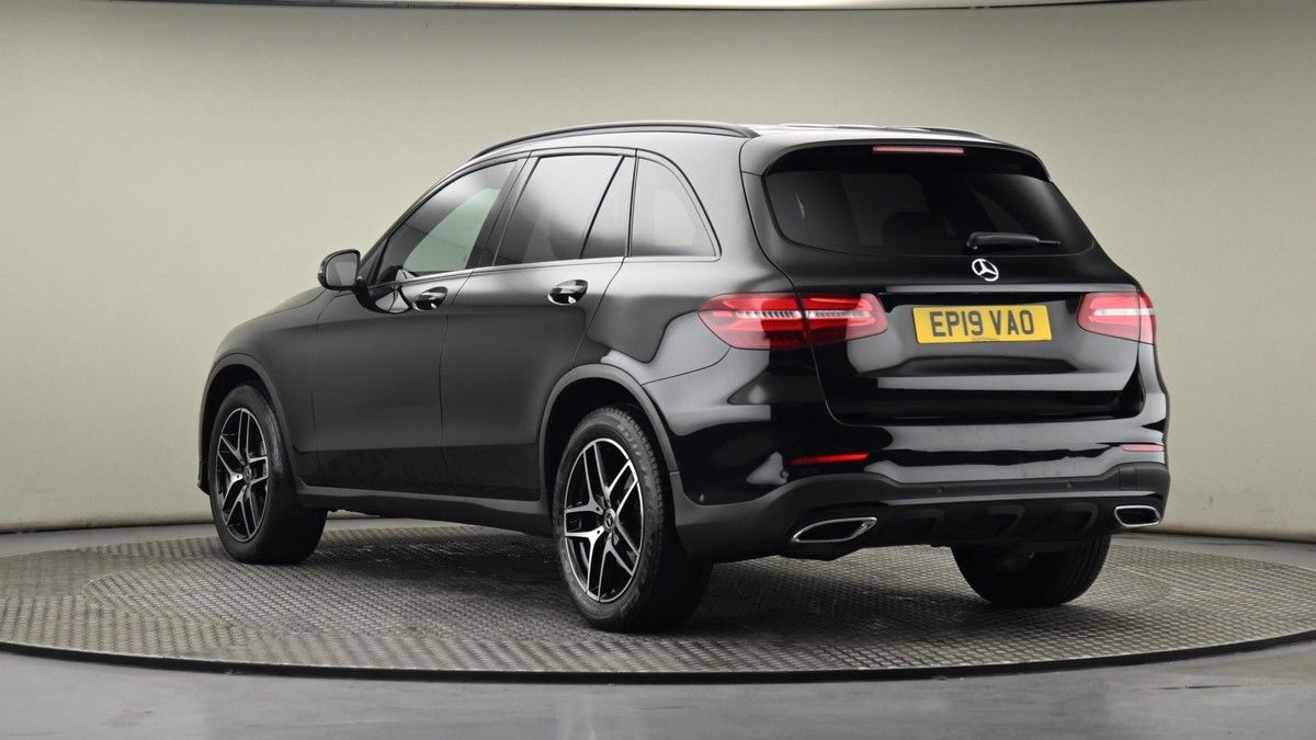 Mercedes-Benz GLC Image 24