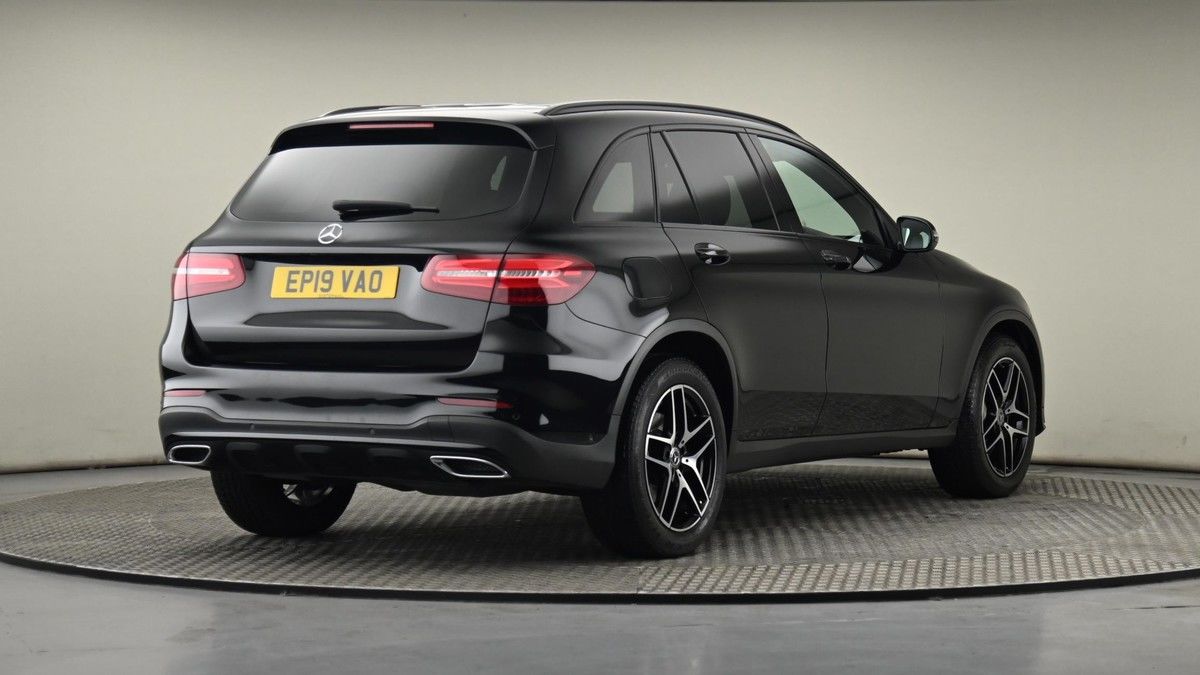 Mercedes-Benz GLC Image 26
