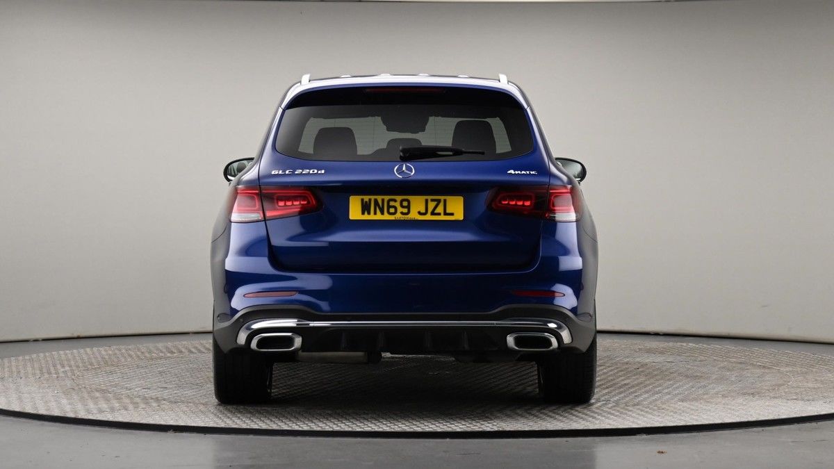 Mercedes-Benz GLC Image 25