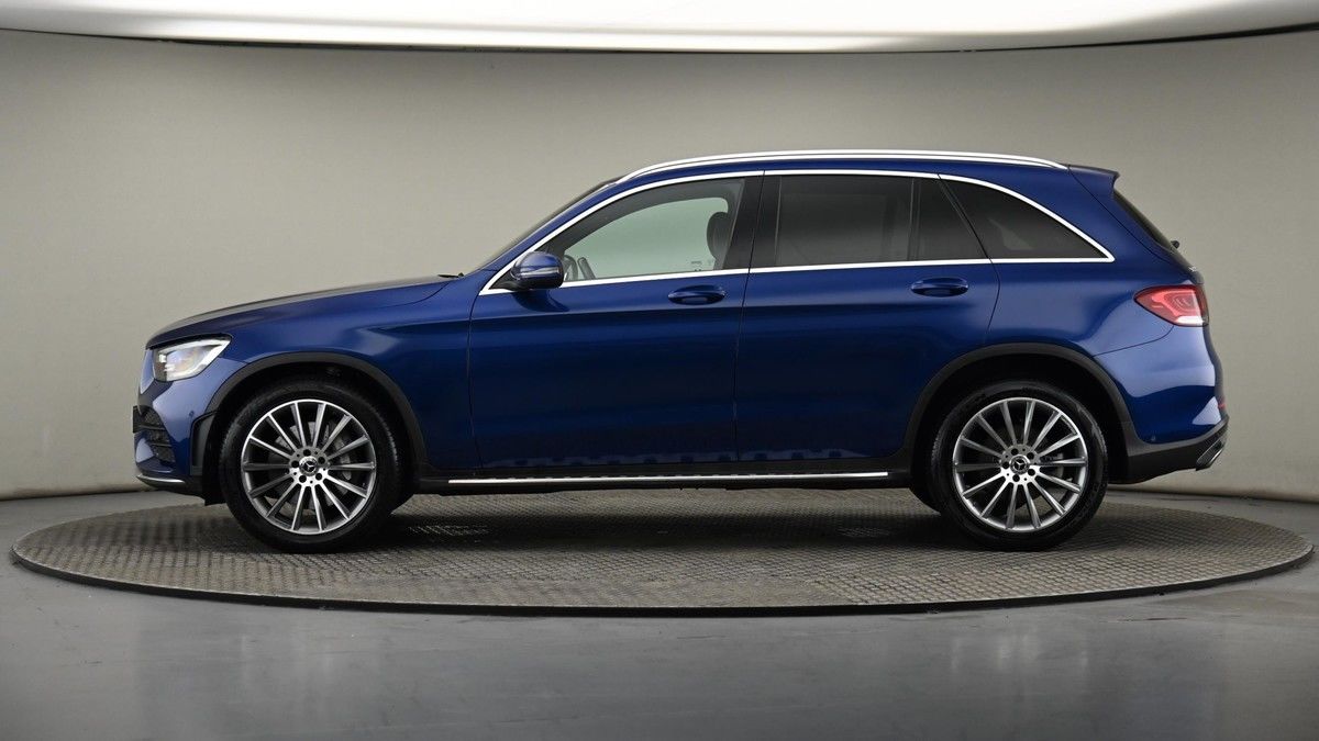 Mercedes-Benz GLC Image 22