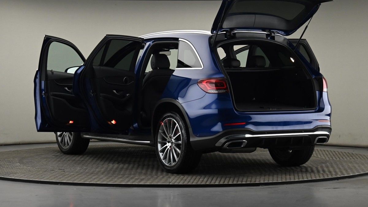 Mercedes-Benz GLC Image 28