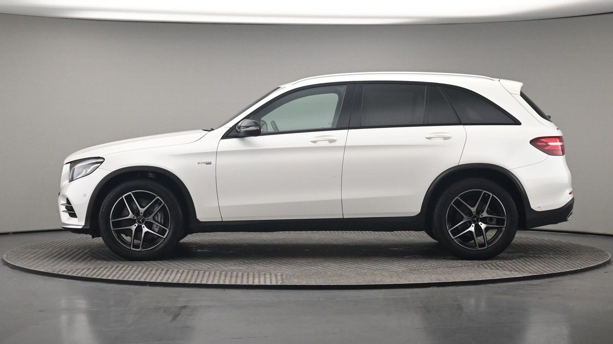 Mercedes-Benz GLC Image 23