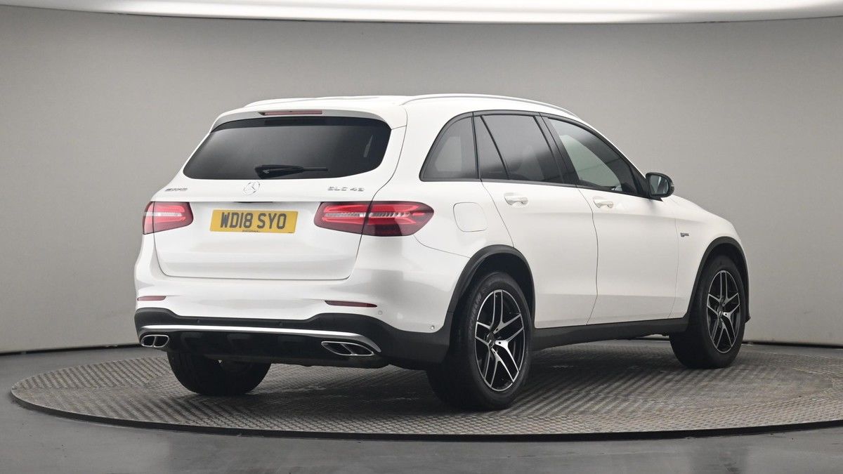 Mercedes-Benz GLC Image 26