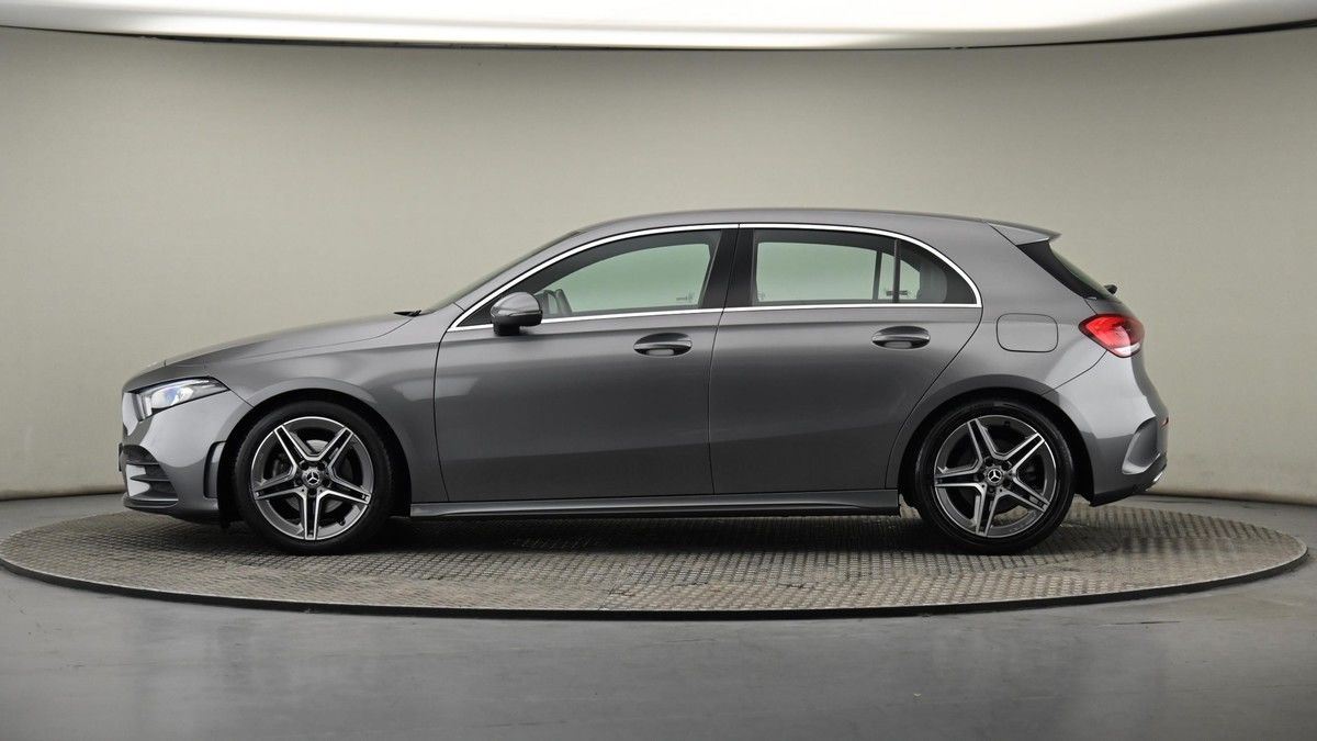 Mercedes-Benz A Class Image 23