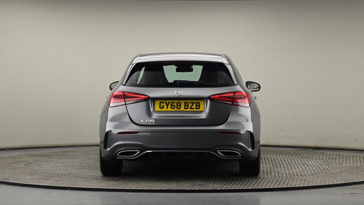 Mercedes-Benz A Class Image 25