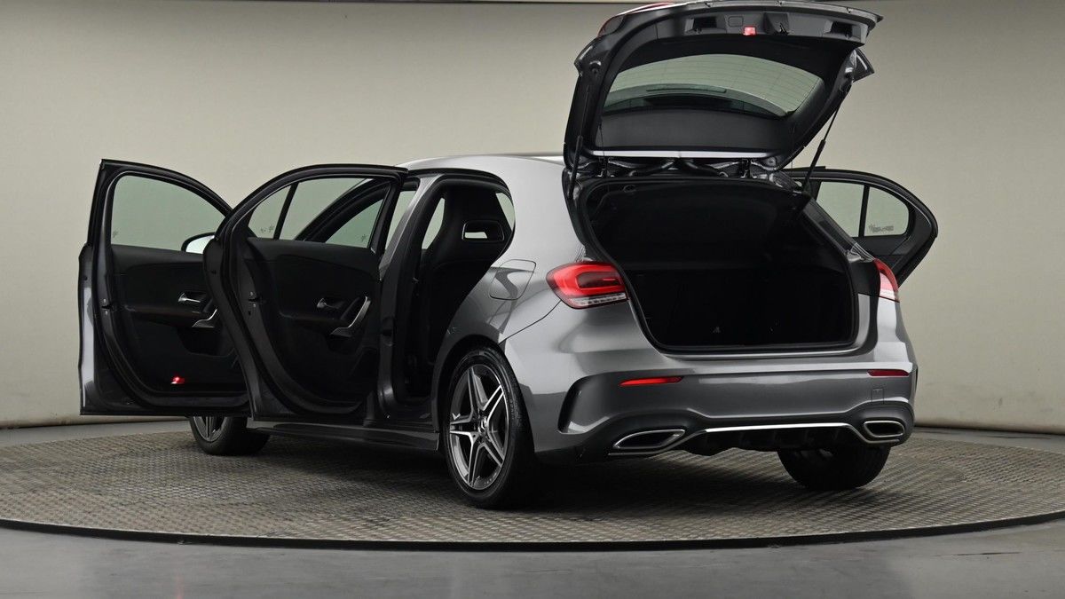 Mercedes-Benz A Class Image 29