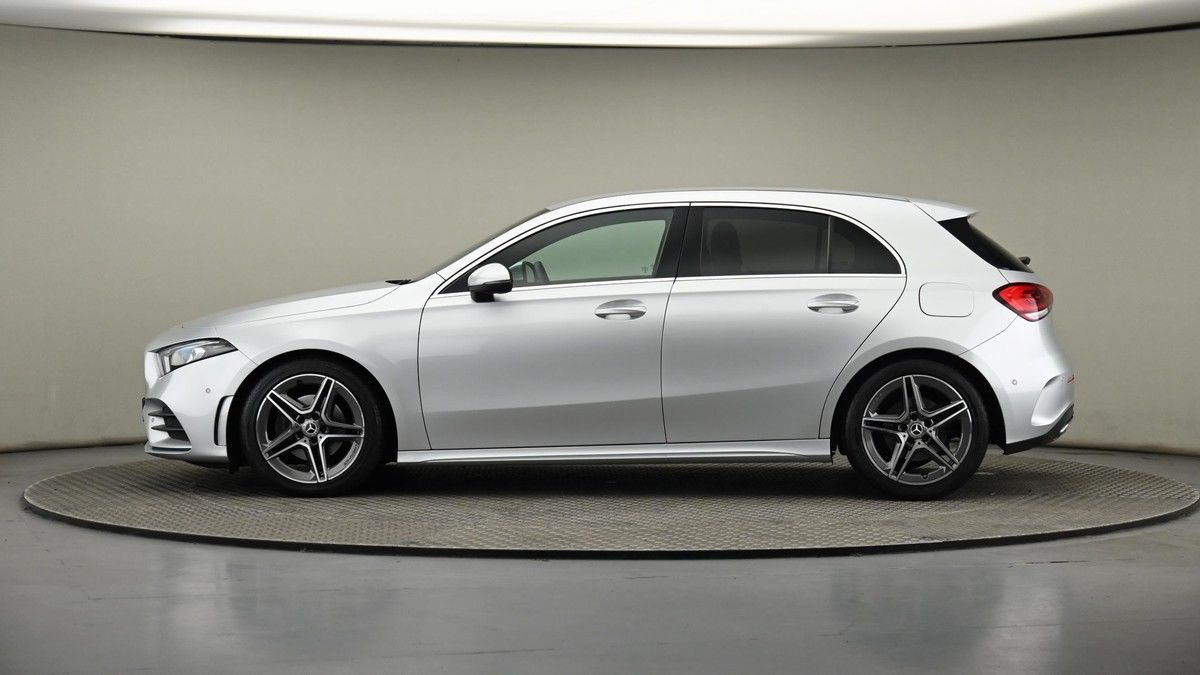 Mercedes-Benz A Class Image 23